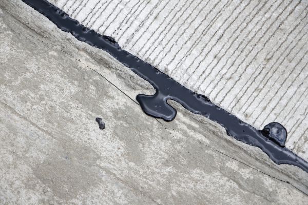 Cost of Pavement Crack Sealing in Ankeny