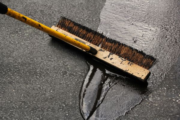 Asphalt Driveway Sealing in Ankeny
